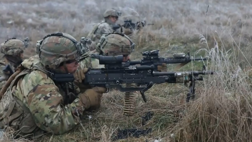 Cận cảnh binh sĩ NATO diễn tập tác chiến ở Ba Lan